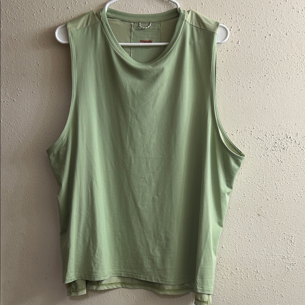 Wrangler Women's Light Green Muscle Tee